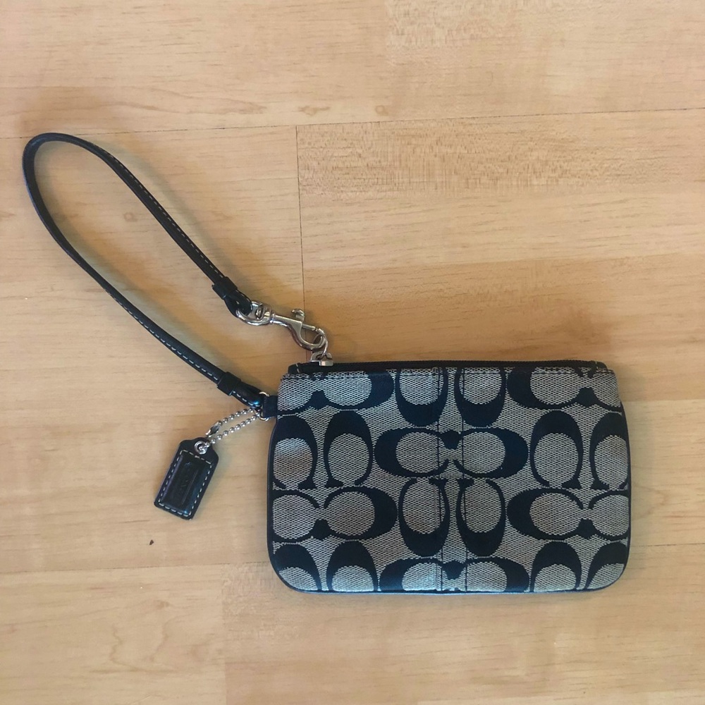 Coach Wristlet in black and gray with classic Coach print